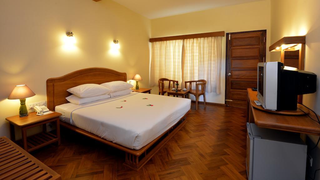 Bagan Thande Hotel - Old Баган Екстериор снимка